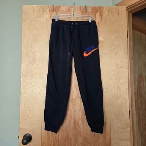nike club fleece black futura joggers sweatpants Logo